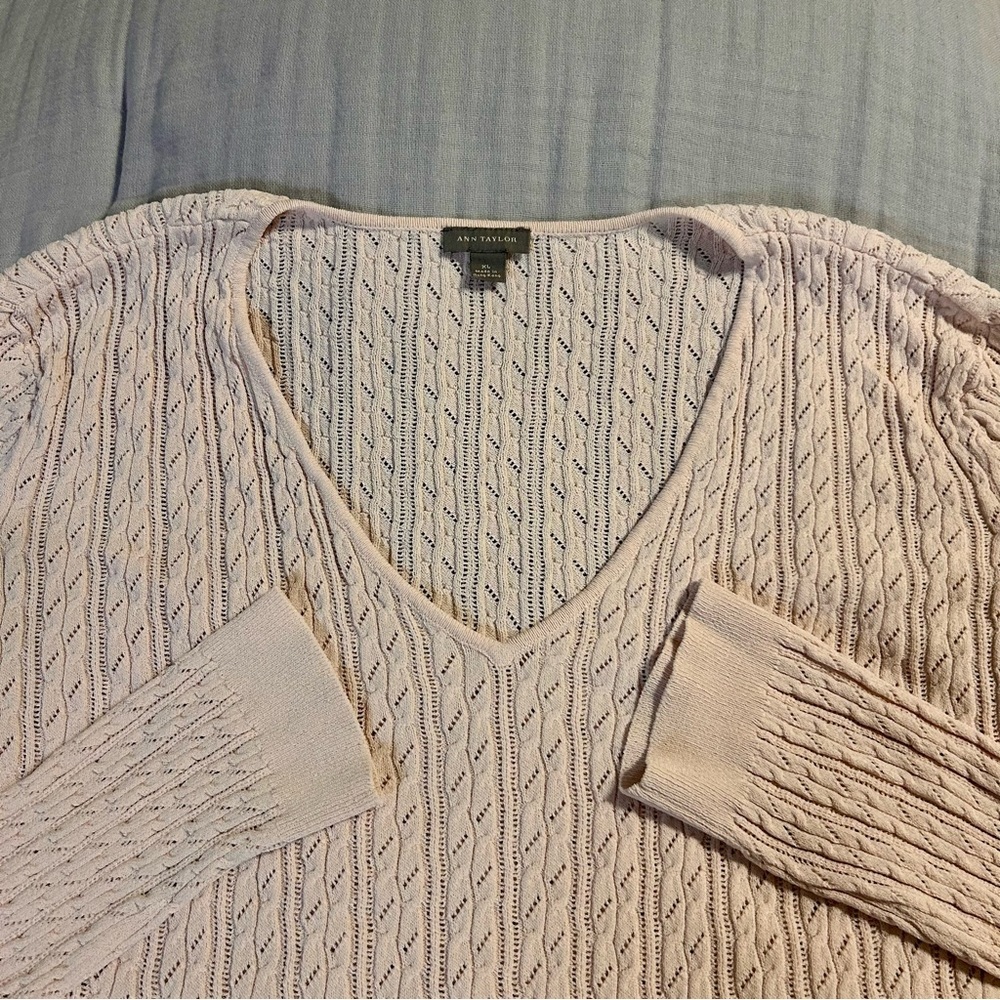 Ann Taylor Women's Light Pink V-Neck Sweater Sz XL